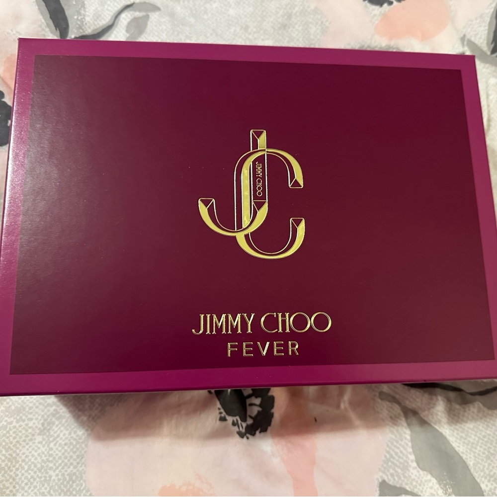 NEW and UNUSED: Fever Eau de Parfum 3-Piece Gift Set